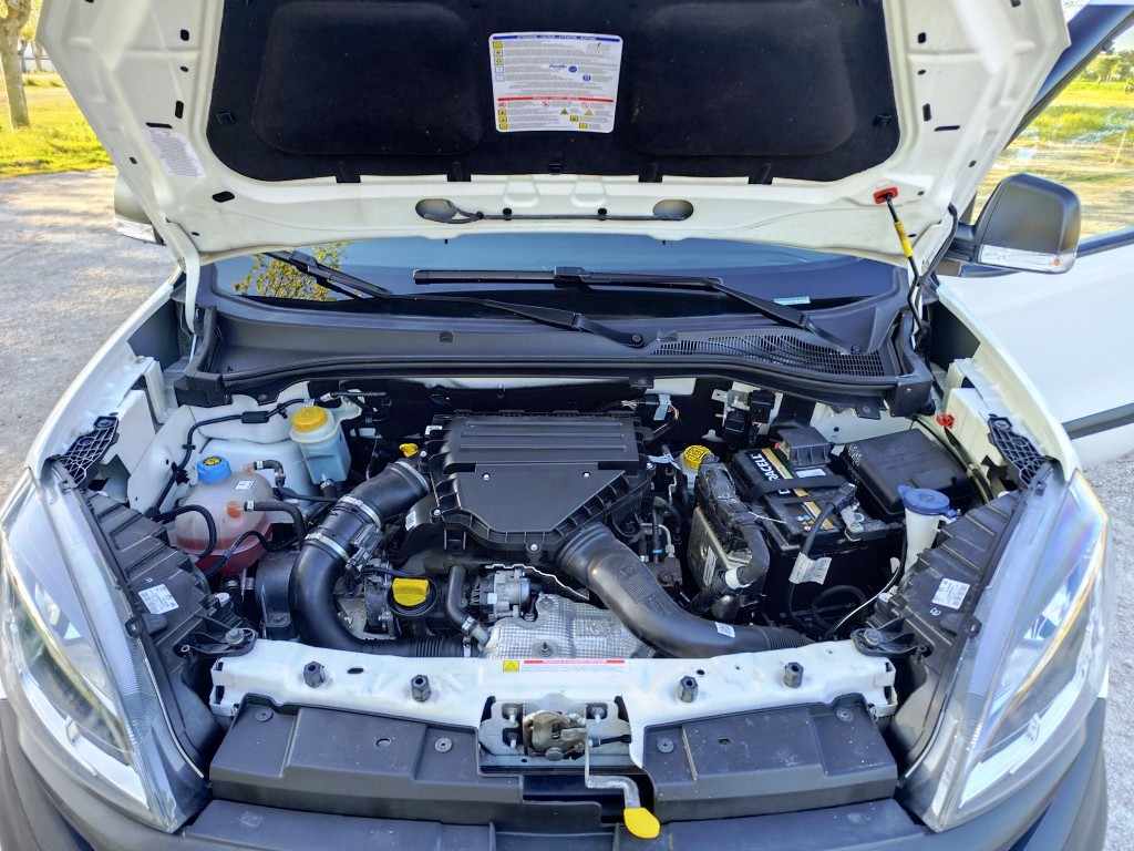 fiat-doblo-1-3m-jet-95-professional-3l-2020-diesel-1248cc