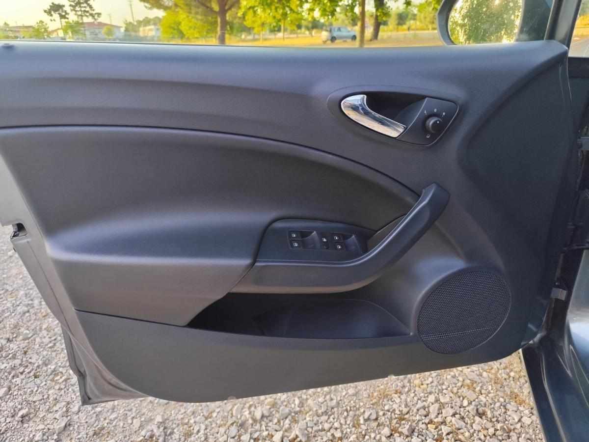 seat-ibiza-1-2-tsi-2015-gasolina-1197cc