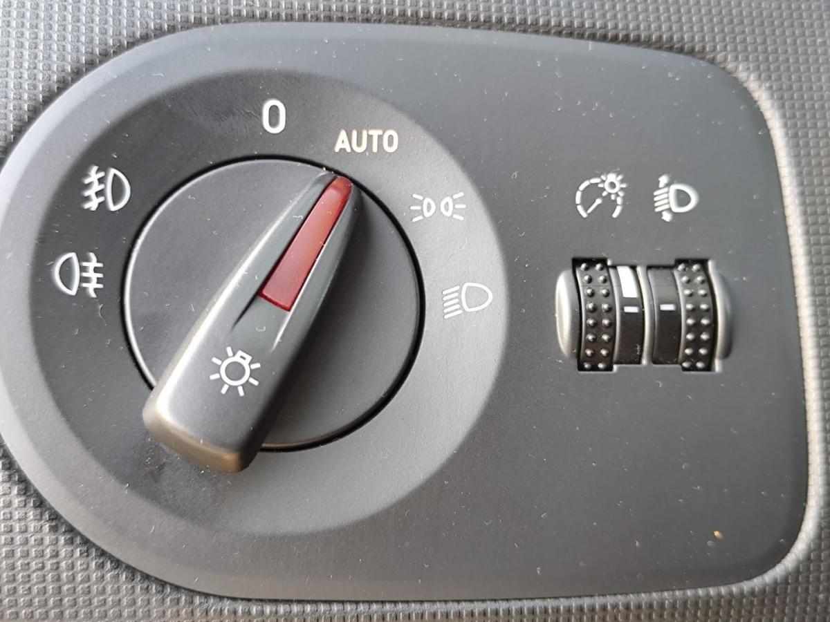 seat-ibiza-1-2-tsi-2015-gasolina-1197cc