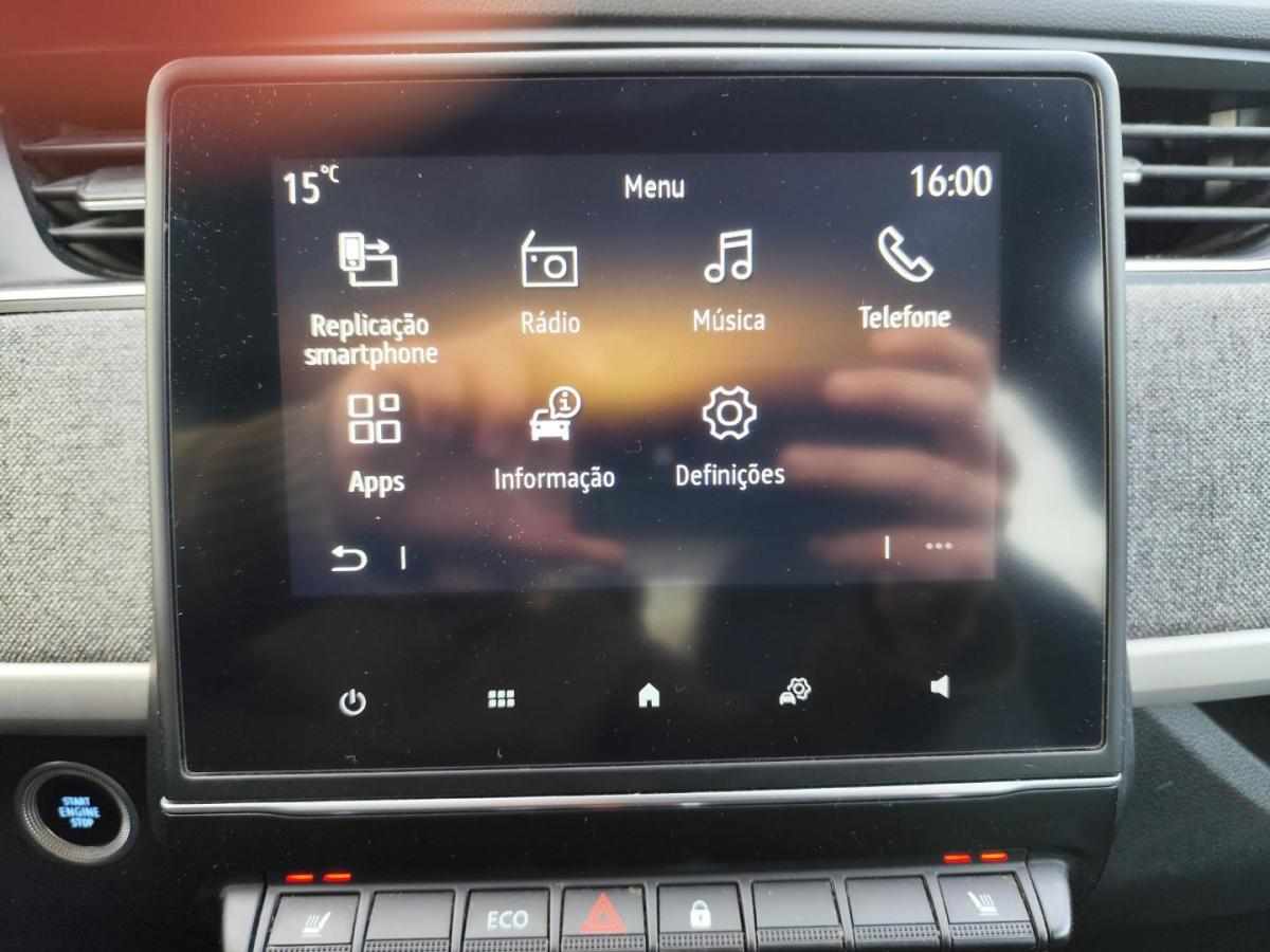 renault-zoe-2020-eletrico