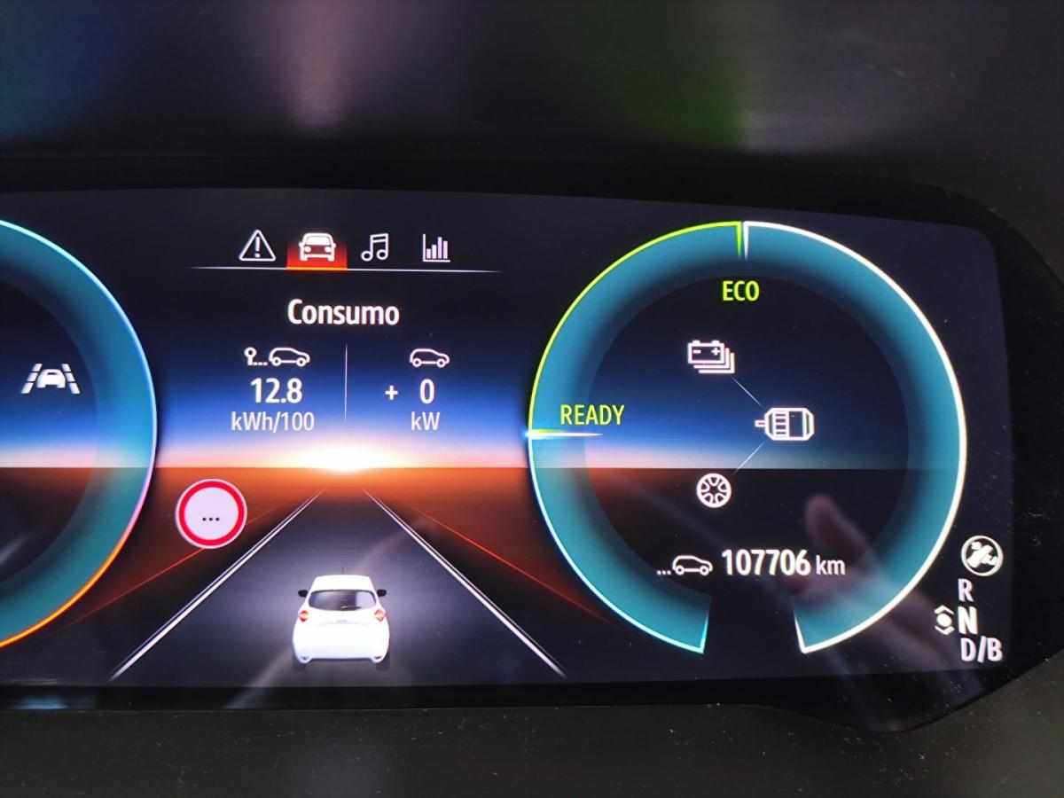renault-zoe-2020-eletrico