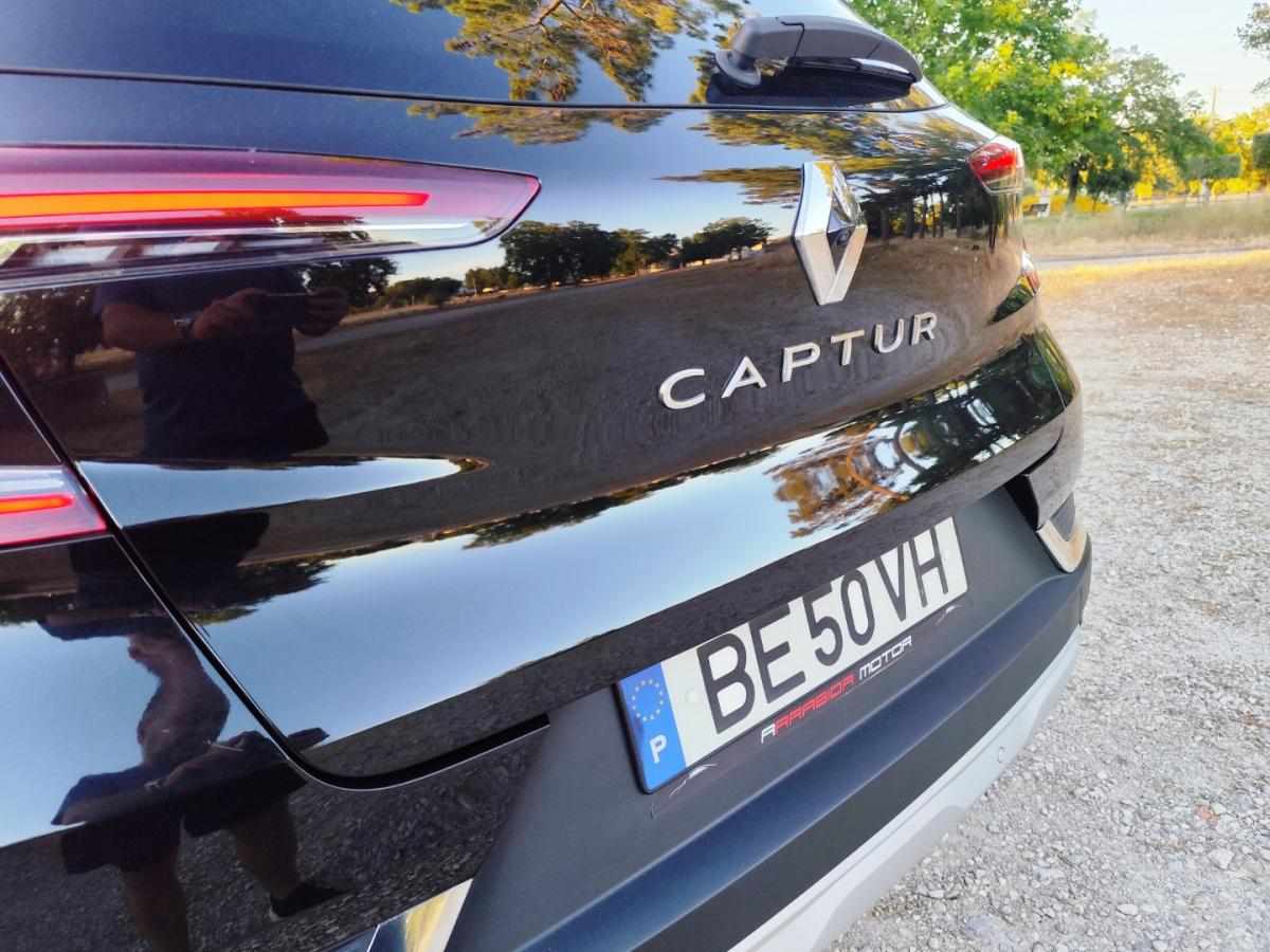 renault-captur-1-0-tce-2023-gasolina-999cc