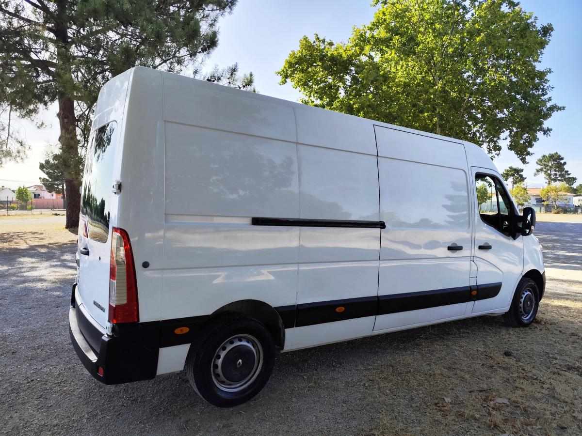 renault-master-2-3-131cv-2019-diesel-2299cc