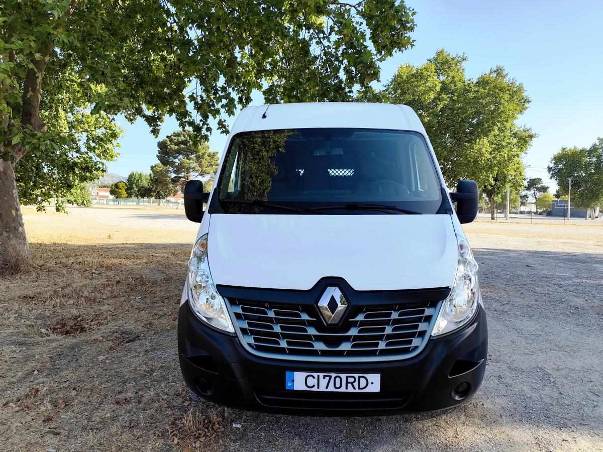 renault-master-2-3-131cv-2019-diesel-2299cc