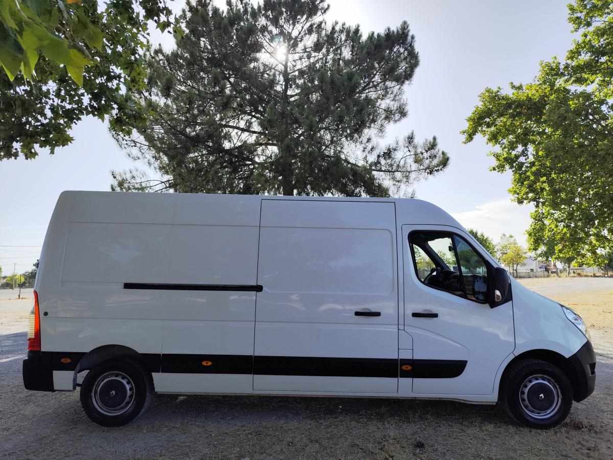 renault-master-2-3-131cv-2019-diesel-2299cc