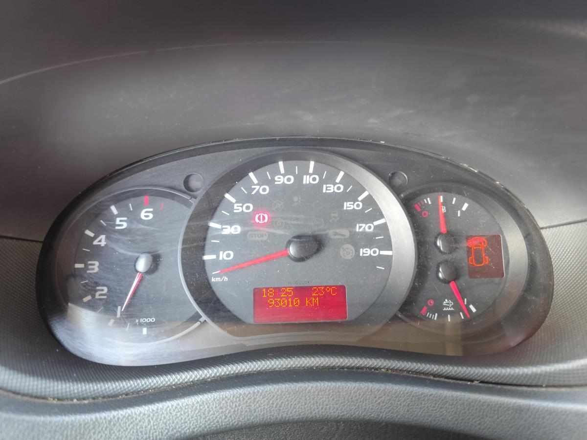 renault-master-2-3-131cv-2019-diesel-2299cc