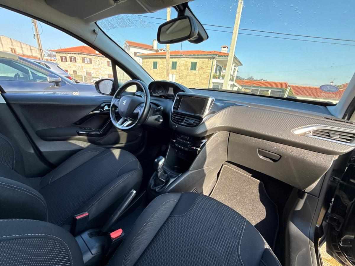 peugeot-208-1-2-puretech-2019-gasolina-1200cc