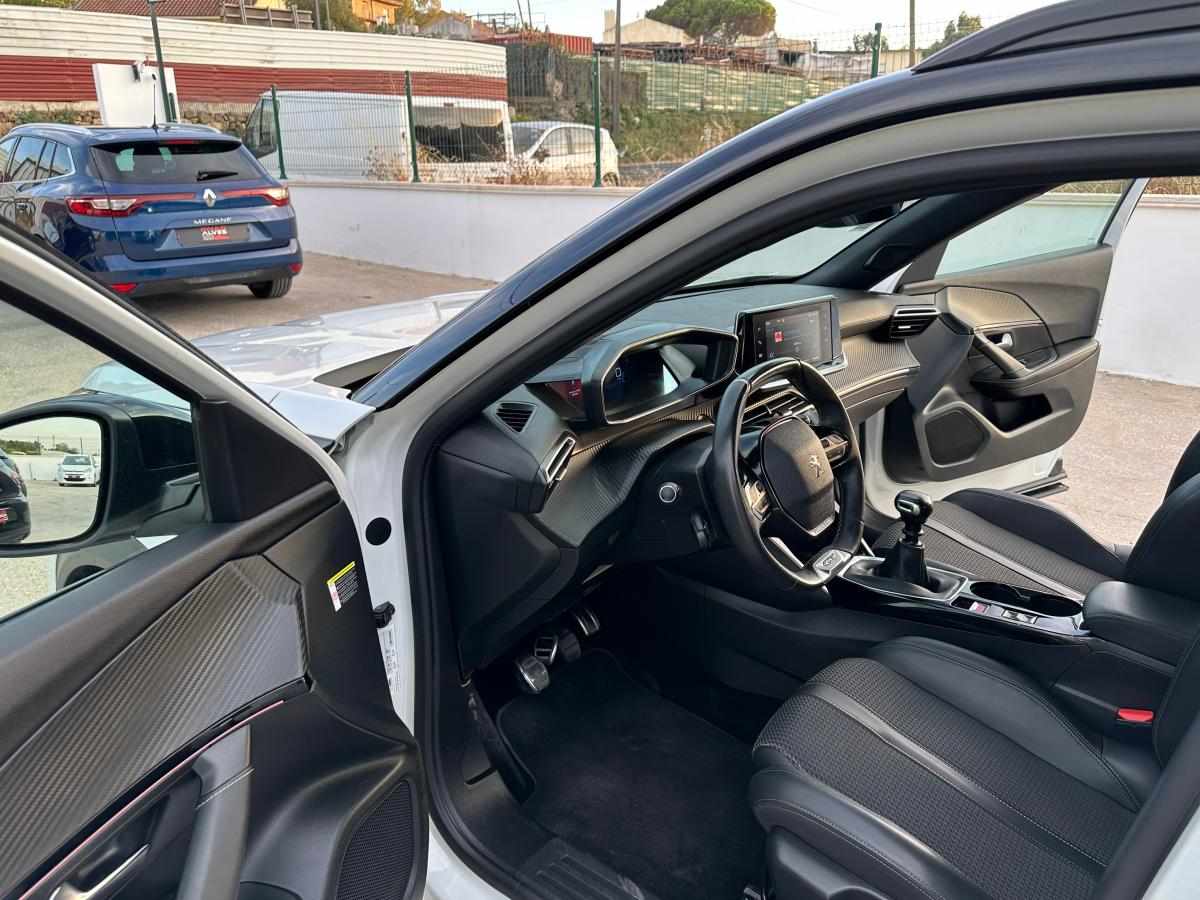 peugeot-2008-1-2-puretech-2020-gasolina-1199cc