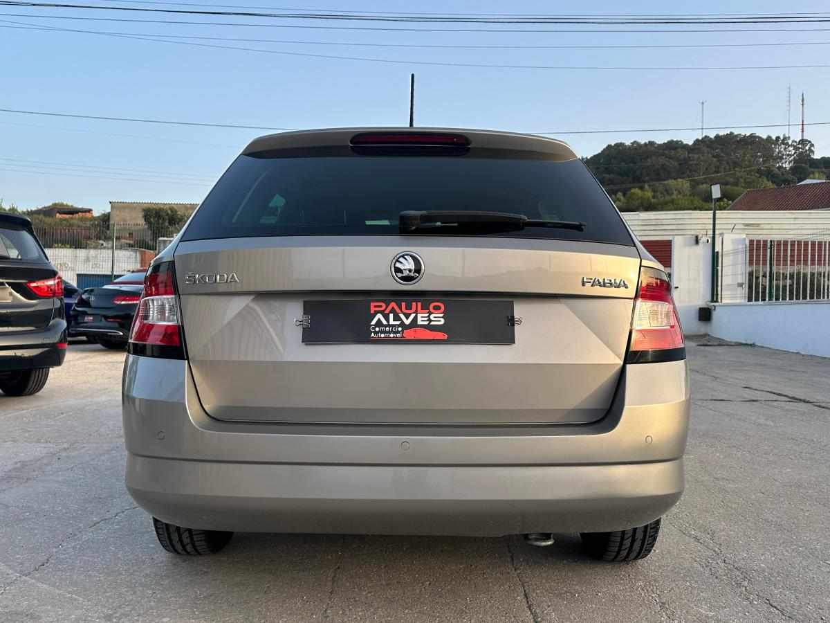 skoda-fabia-1-2-tsi-2016-gasolina-1197cc