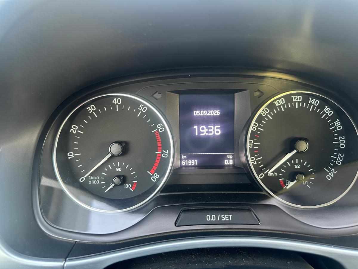 skoda-fabia-1-2-tsi-2016-gasolina-1197cc