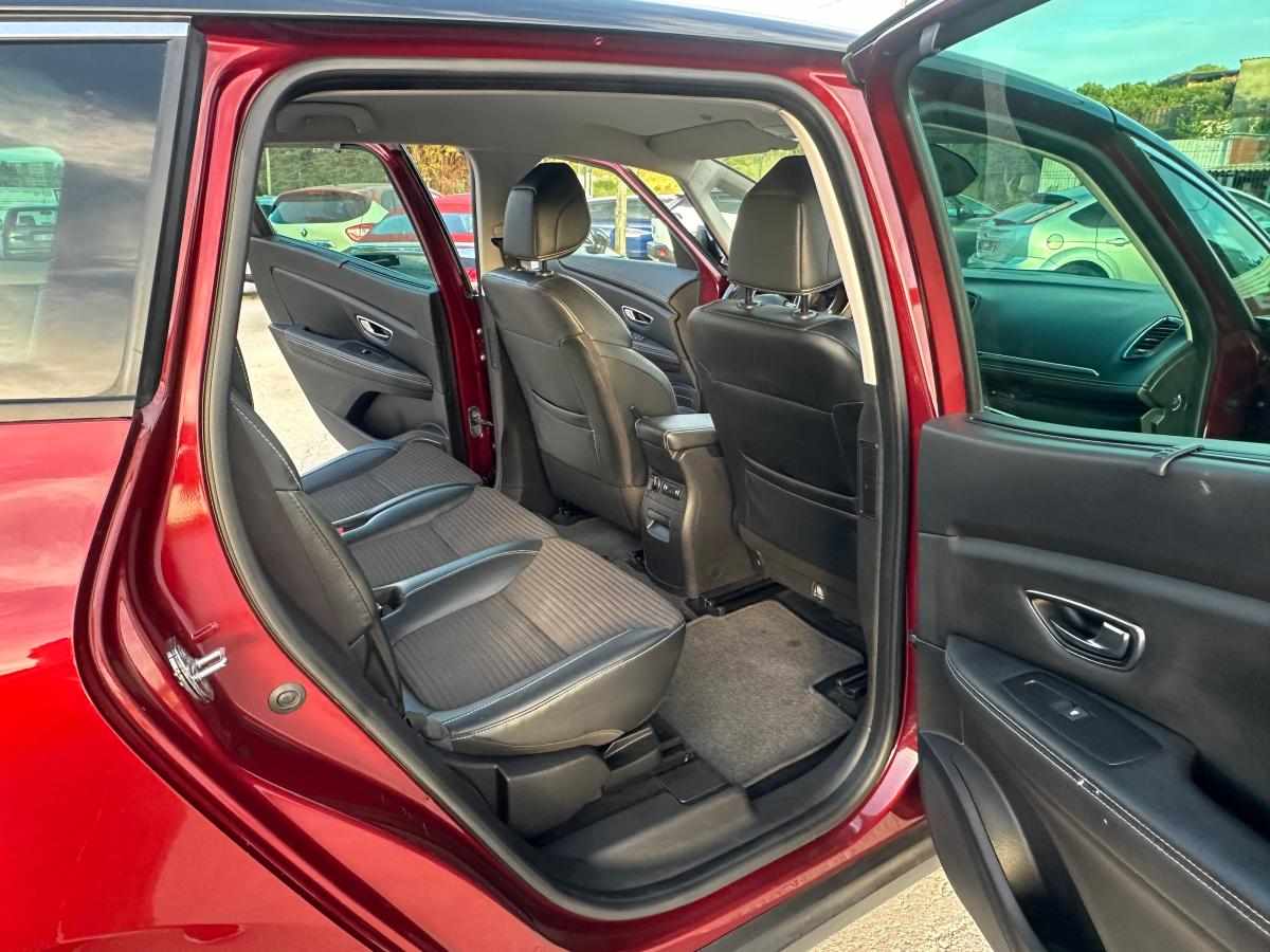 renault-scenic-1-7-blue-dci-2019-diesel-1749cc