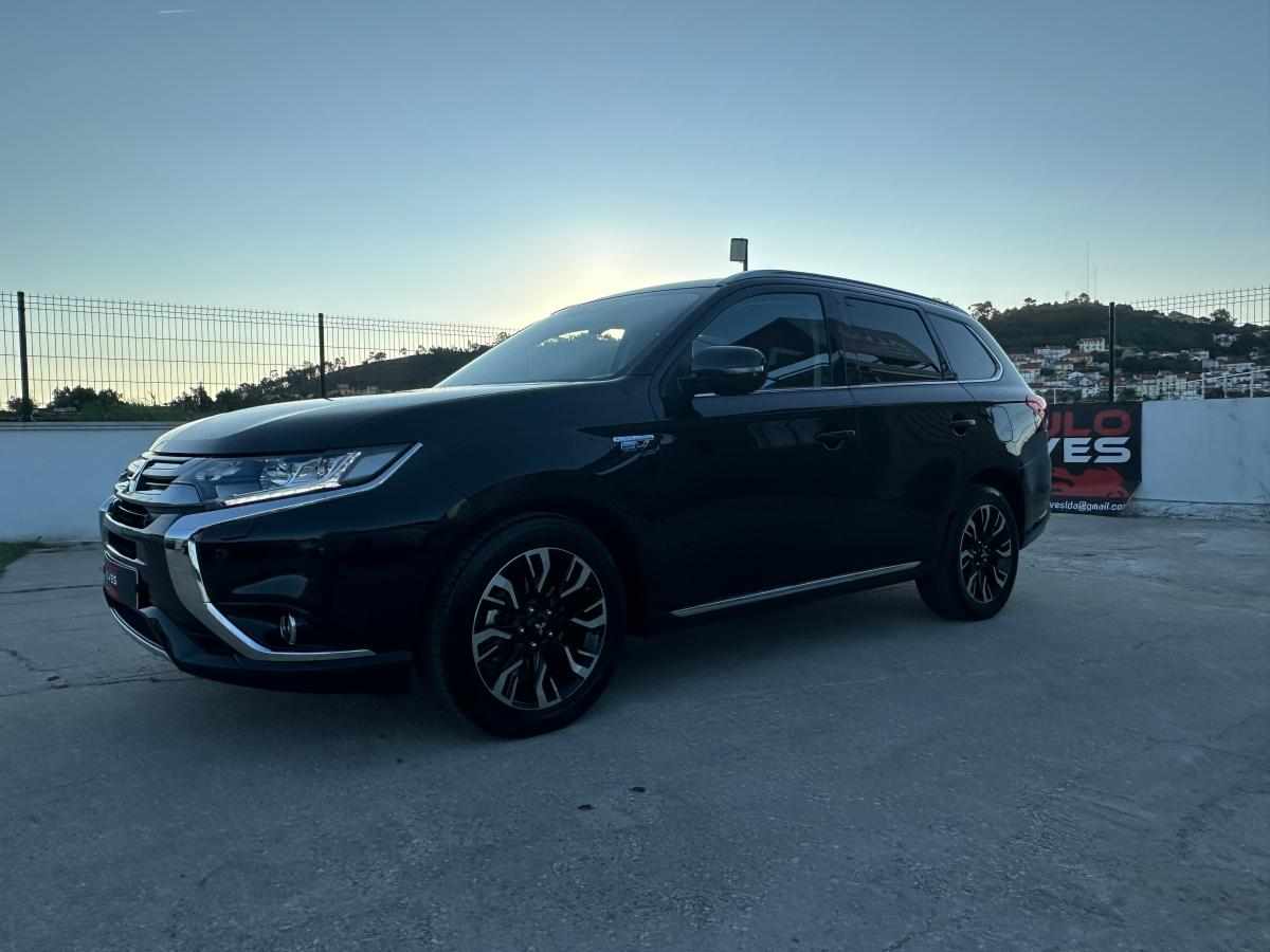 mitsubishi-outlander-2-0-p-hev-4wd-2017-gasolina-1998cc