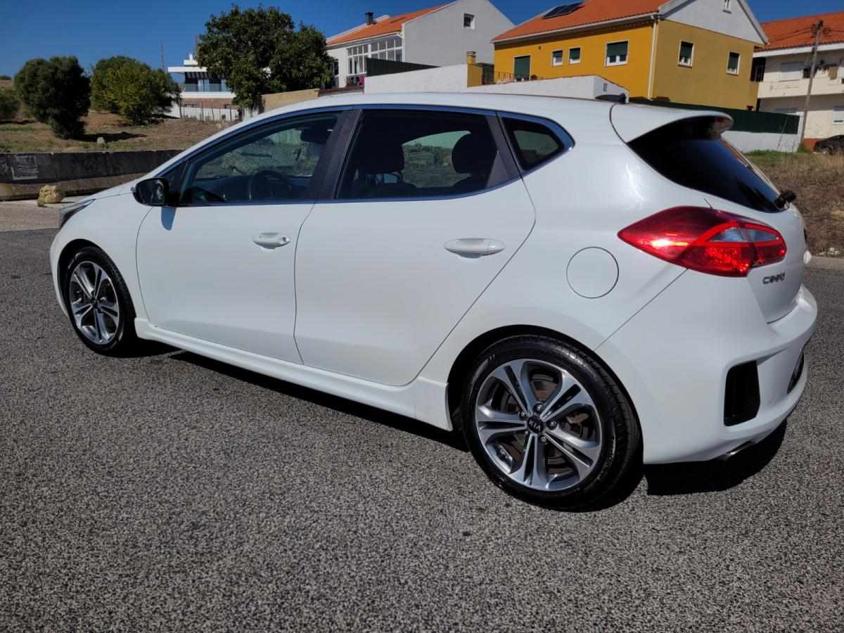 kia-ceed-1-6-crdi-2016-diesel-1582cc