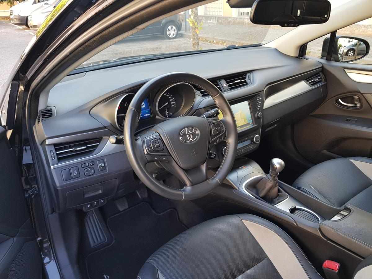 toyota-avensis-1-6-d-4d-2016-diesel-1598cc