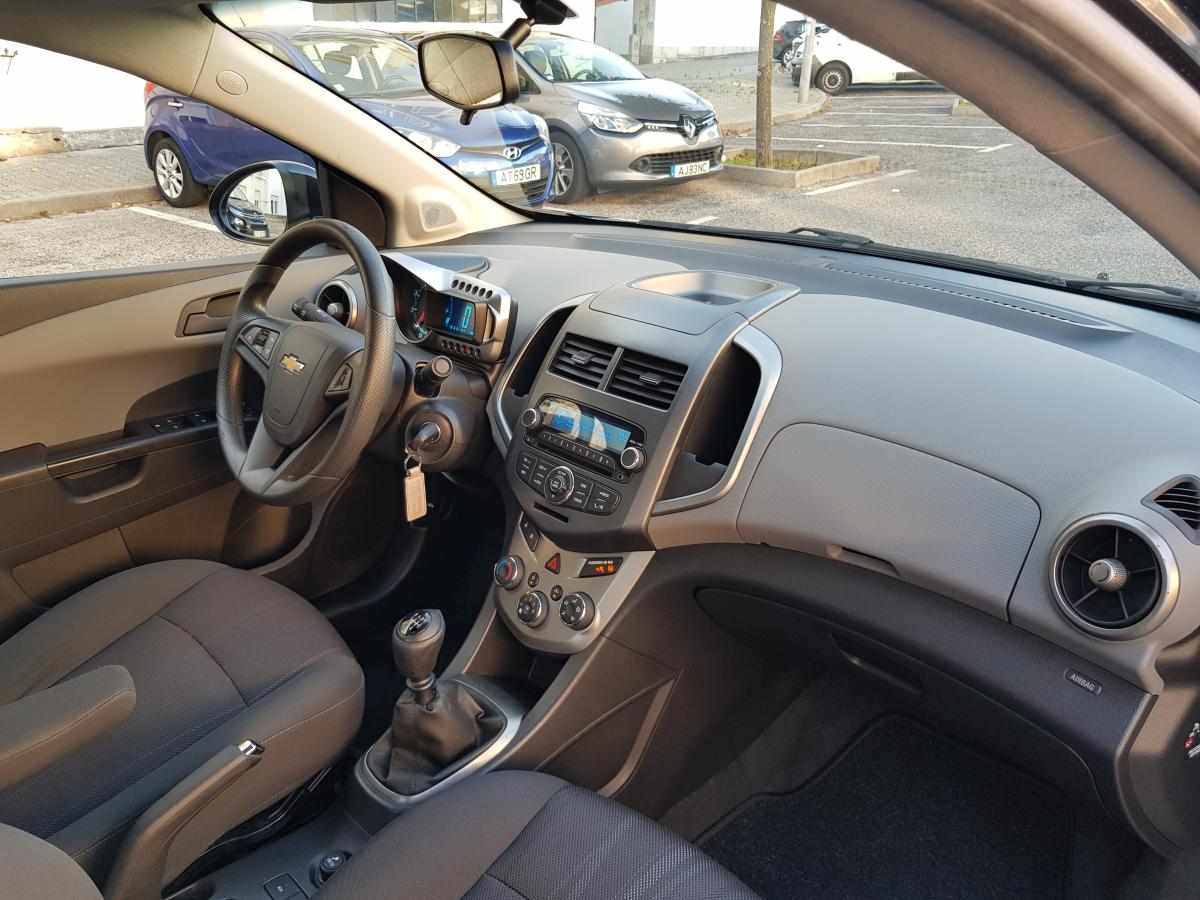 chevrolet-aveo-1-2-2012-gasolina-1229cc