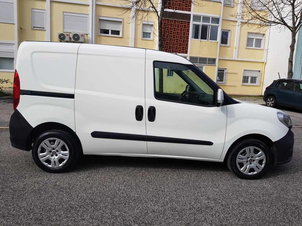 fiat-doblo-1-2-95cv-2018-diesel-1248cc