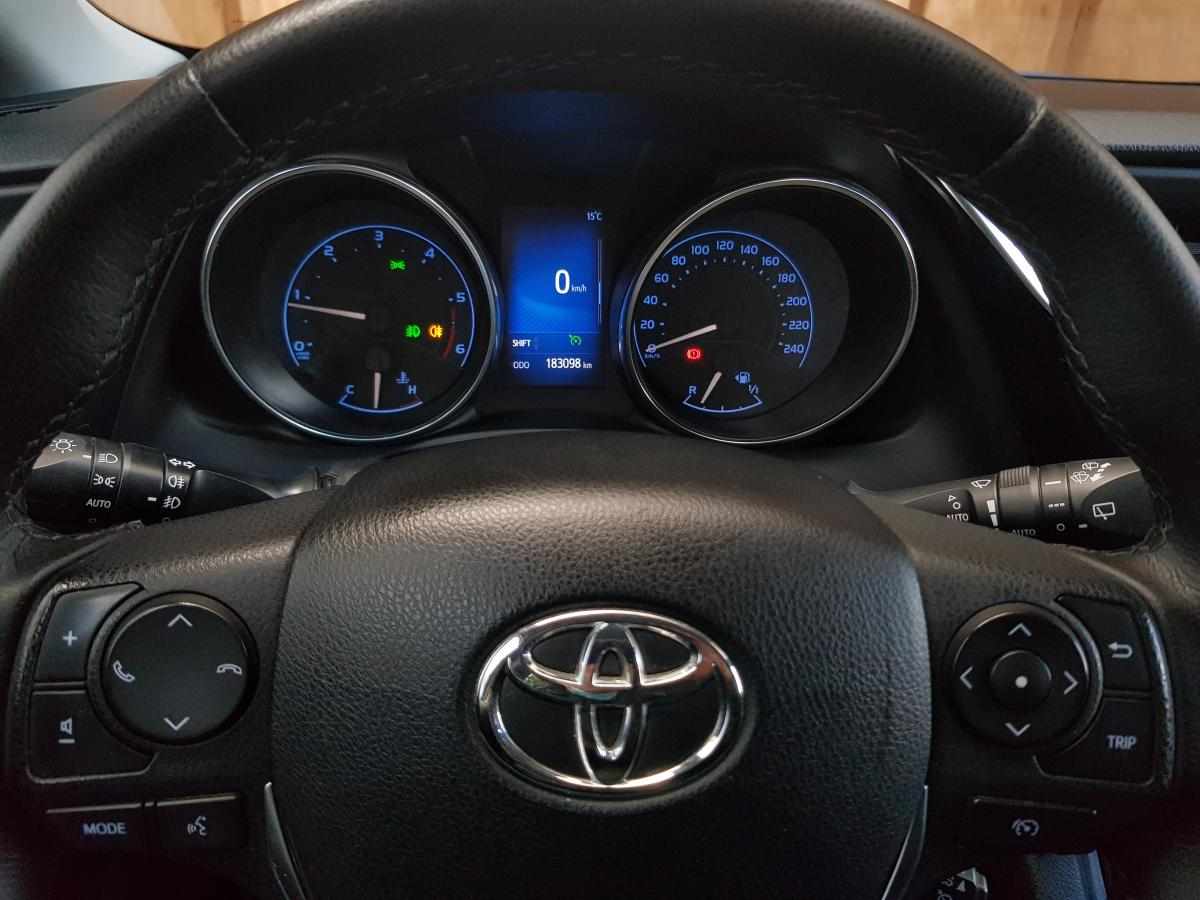 toyota-auris-1-4-d-4d-2016-diesel-1364cc