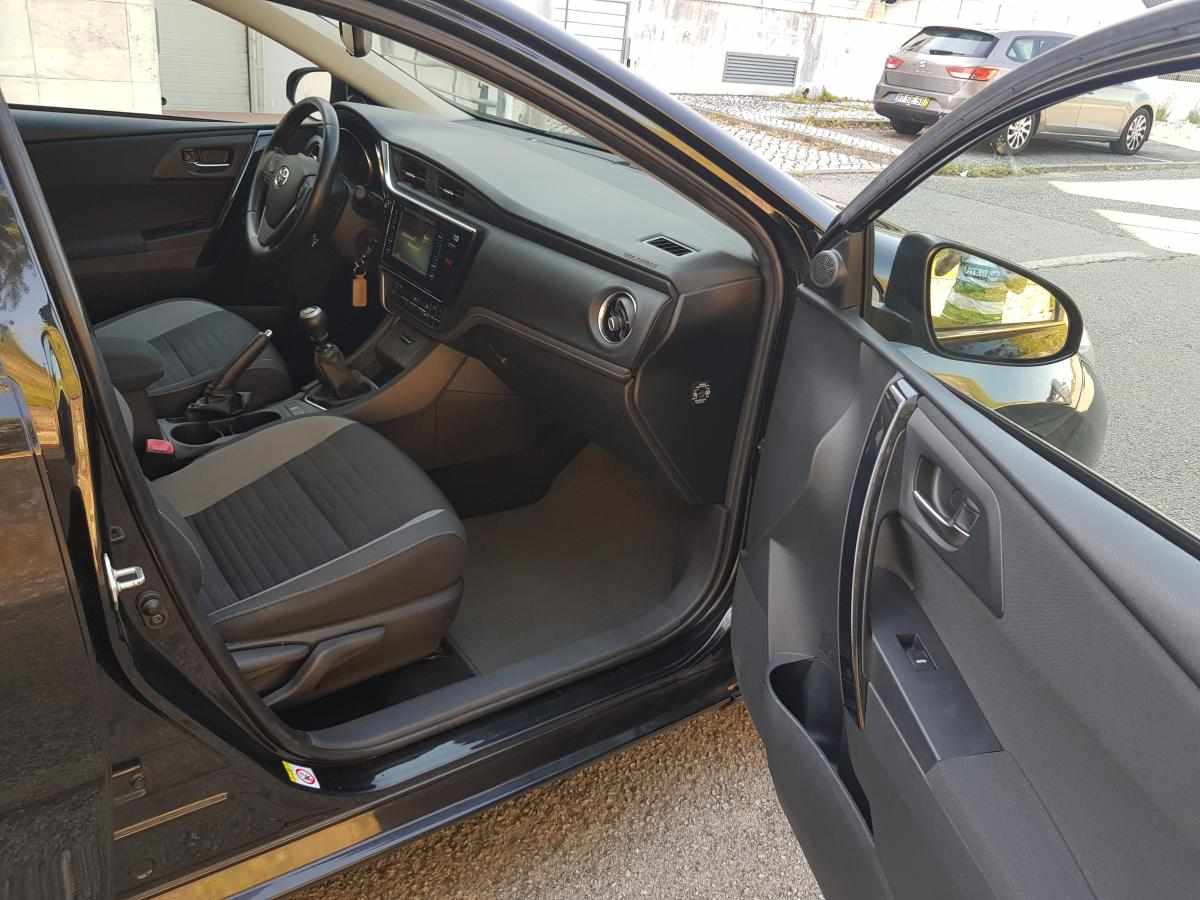 toyota-auris-1-4-d-4d-2016-diesel-1364cc