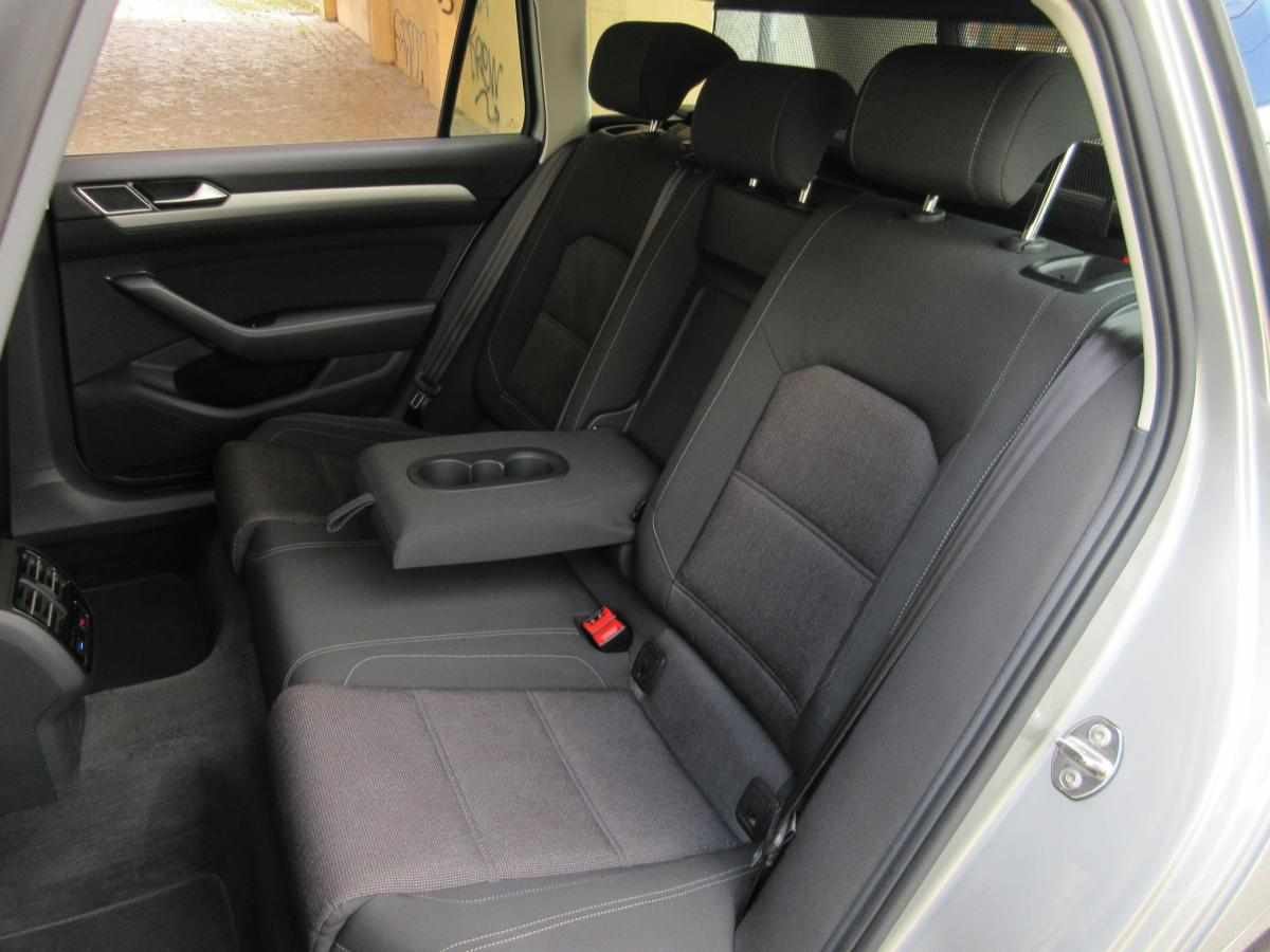 volkswagen-passat-1-6-tdi-bluemotion-2017-diesel-1598cc