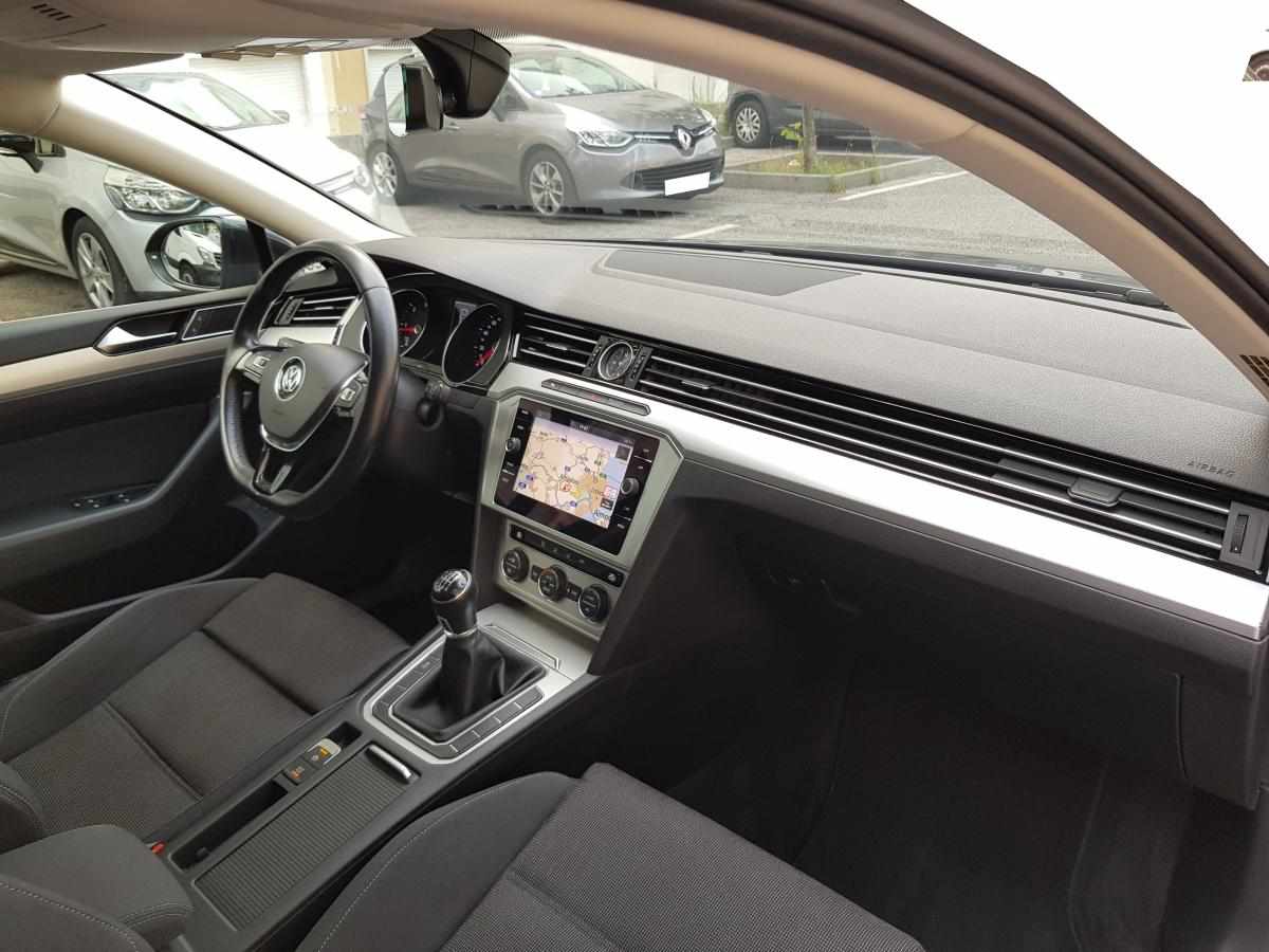 volkswagen-passat-1-6-tdi-bluemotion-2017-diesel-1598cc