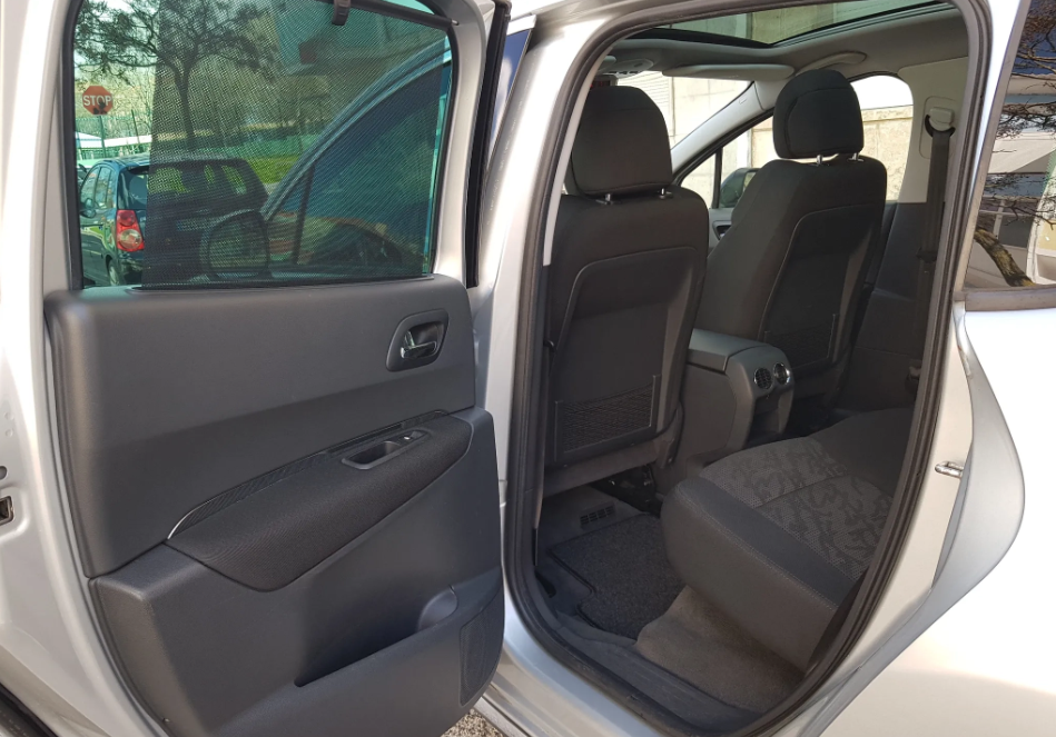 peugeot-3008-2010-diesel-1560cc