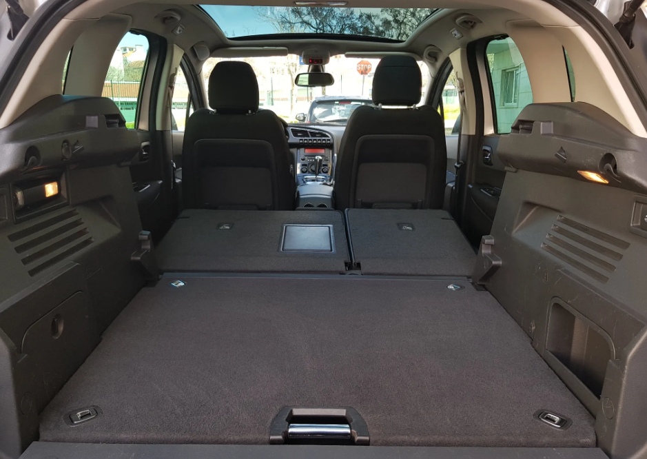 peugeot-3008-2010-diesel-1560cc