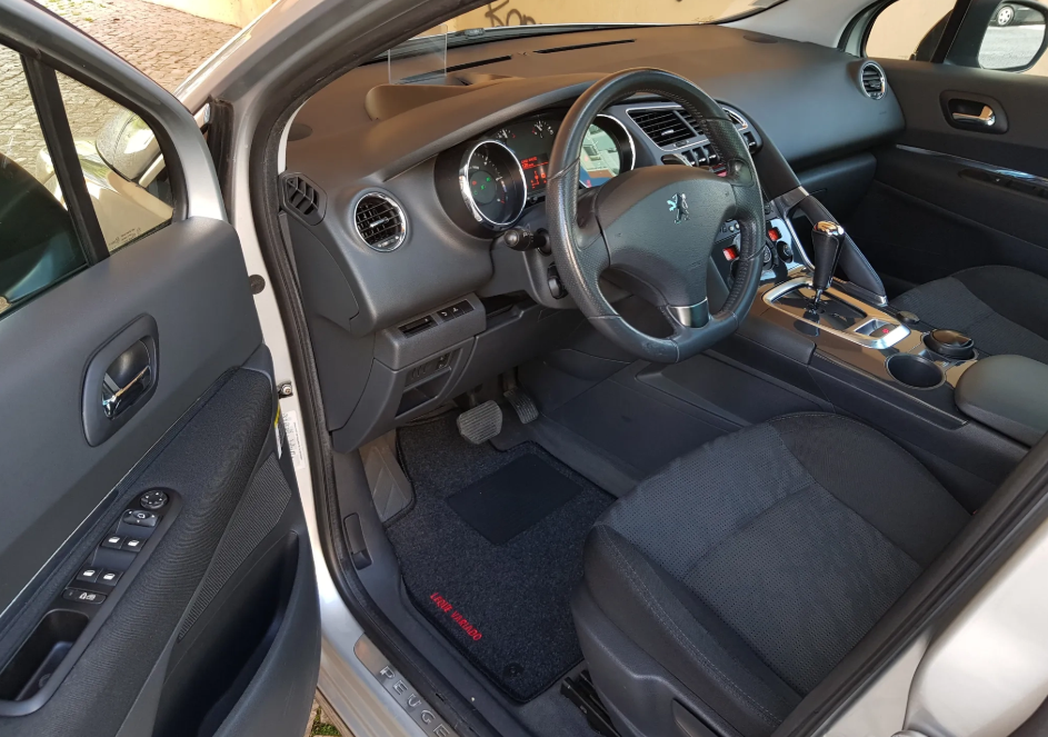 peugeot-3008-2010-diesel-1560cc