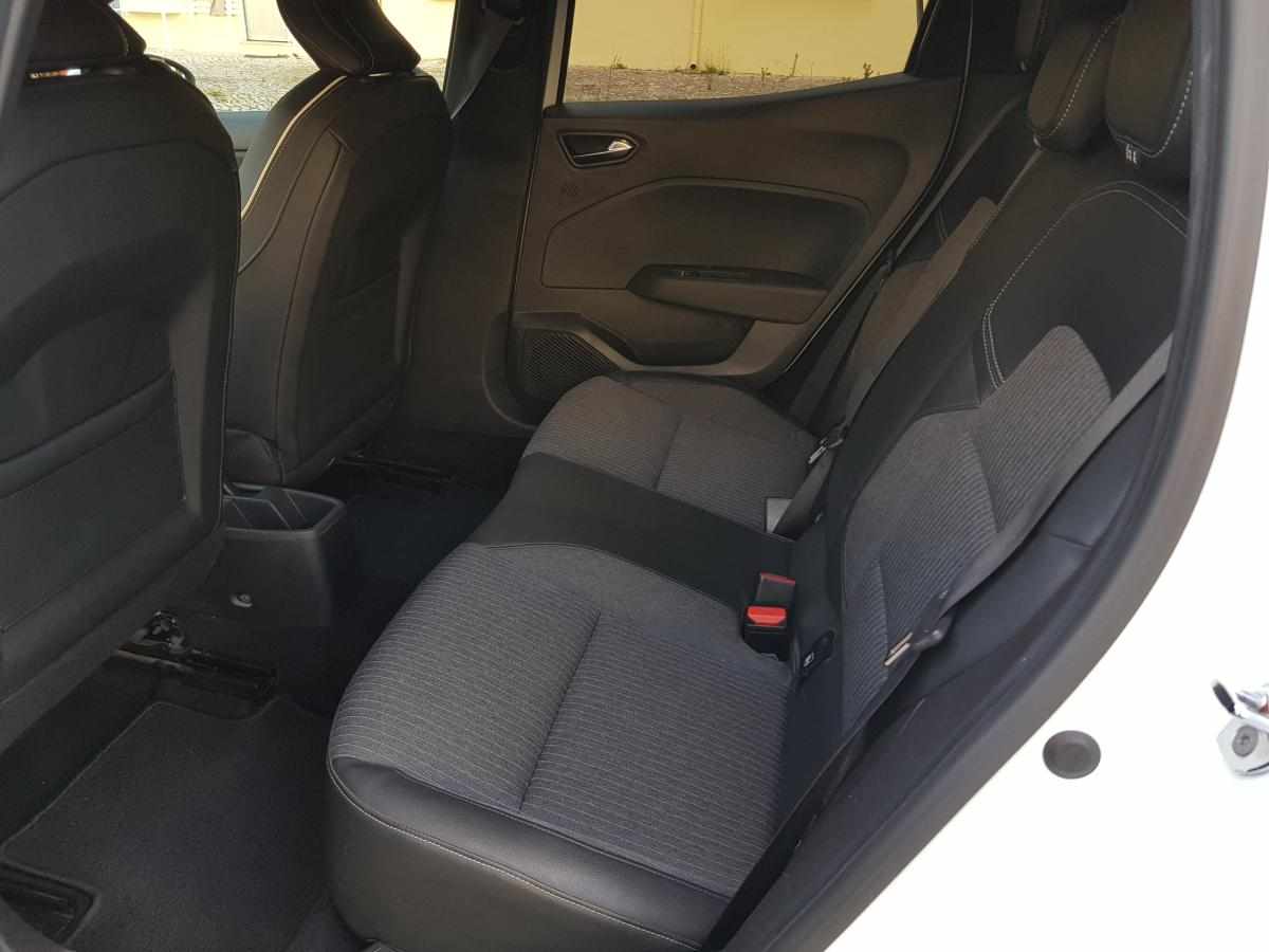 renault-clio-1-5-blue-dci-2021-diesel-1461cc