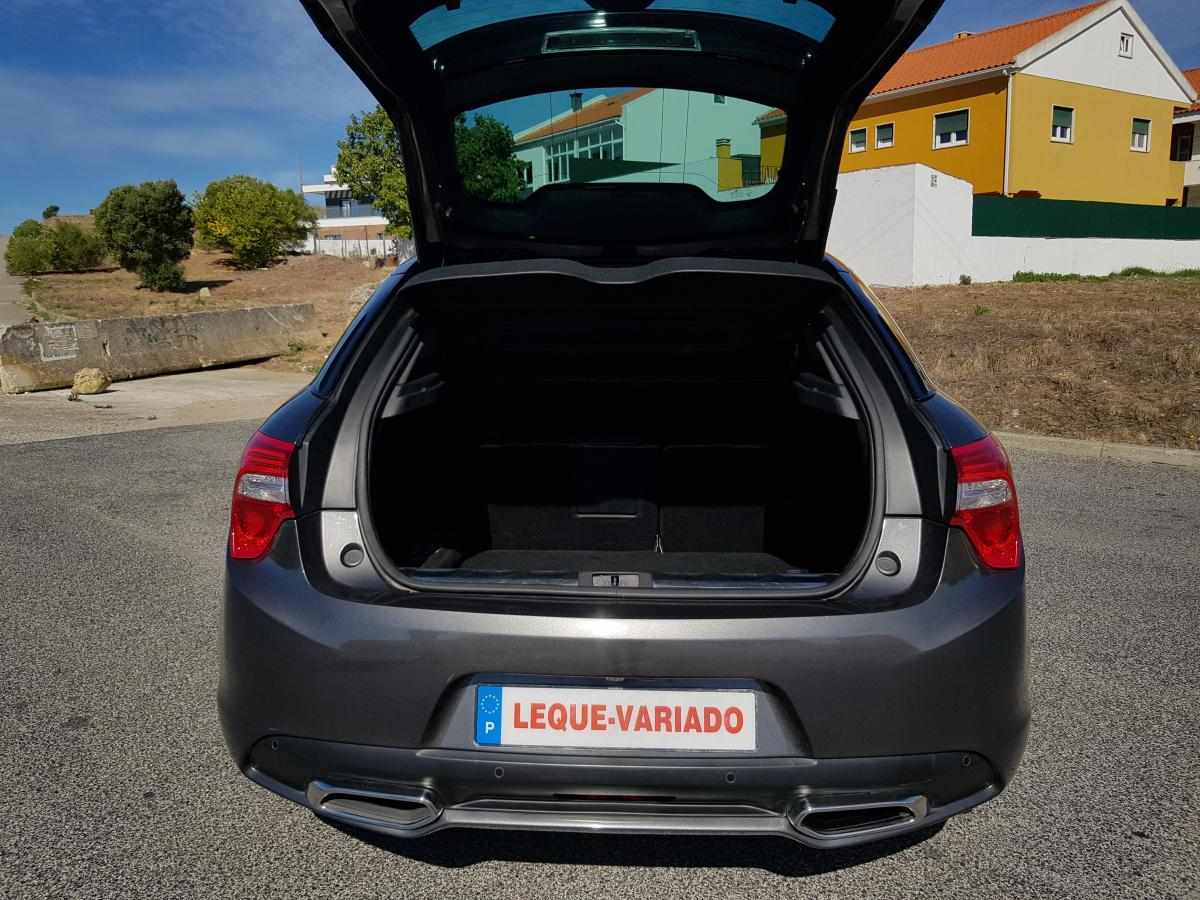 ds-ds-5-1-6-bluehdi-2018-diesel-1560cc
