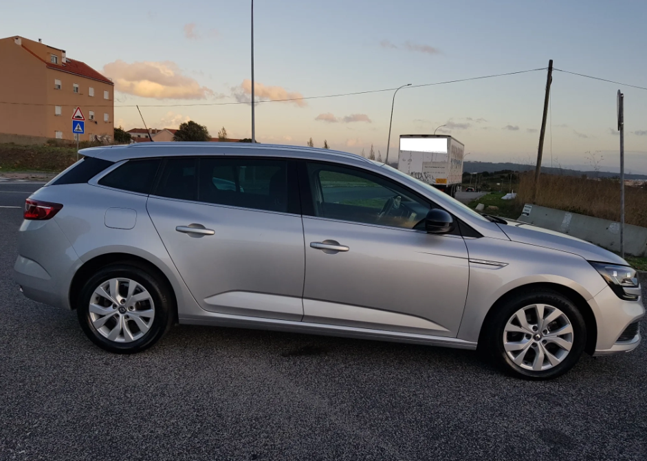 renault-megane-sport-tourer-2020-diesel-1461cc