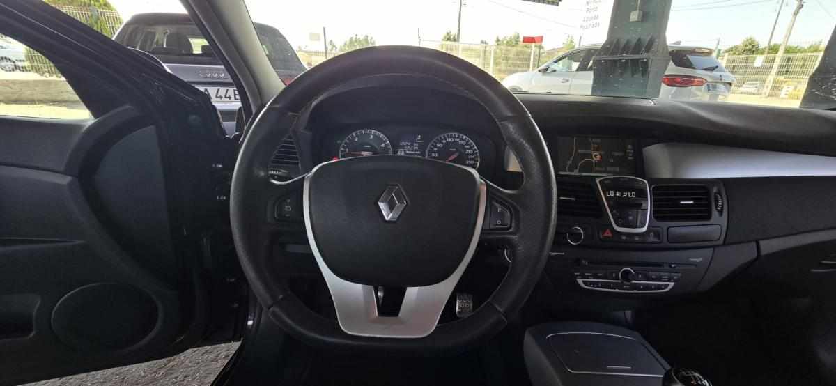 renault-laguna-2-0-dci-2008-diesel-1995cc