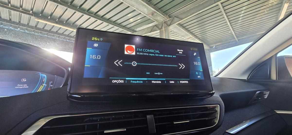 peugeot-3008-1-6-hybrid-11-8-kwh-2022-gasolina-1598cc