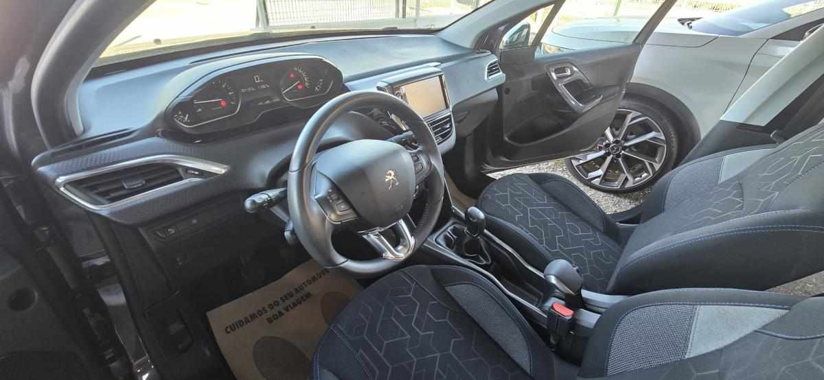 peugeot-2008-1-2-puretech-2018-gasolina-1199cc