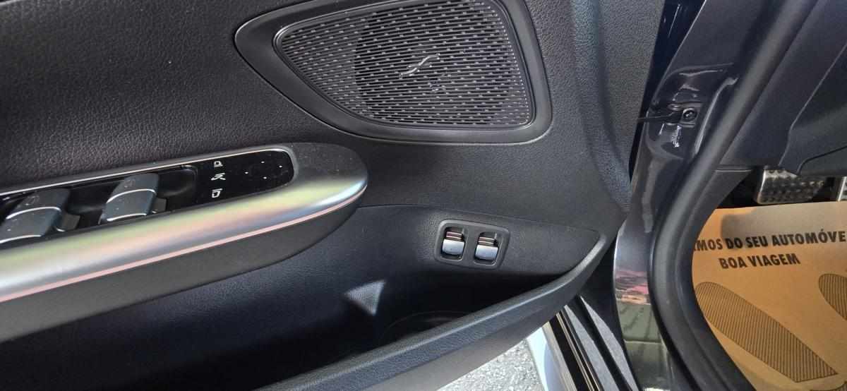 mercedes-benz-classe-c-c-300-e-2025-gasolina-1999cc
