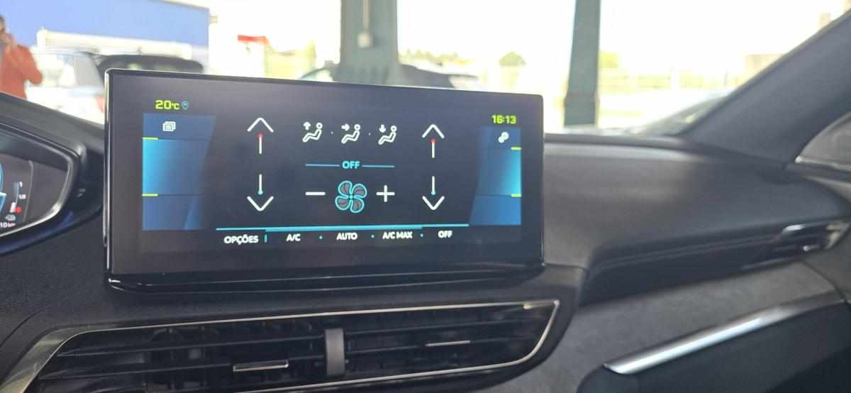 peugeot-3008-1-6-hybrid4-13-2-kwh-2023-gasolina-1598cc