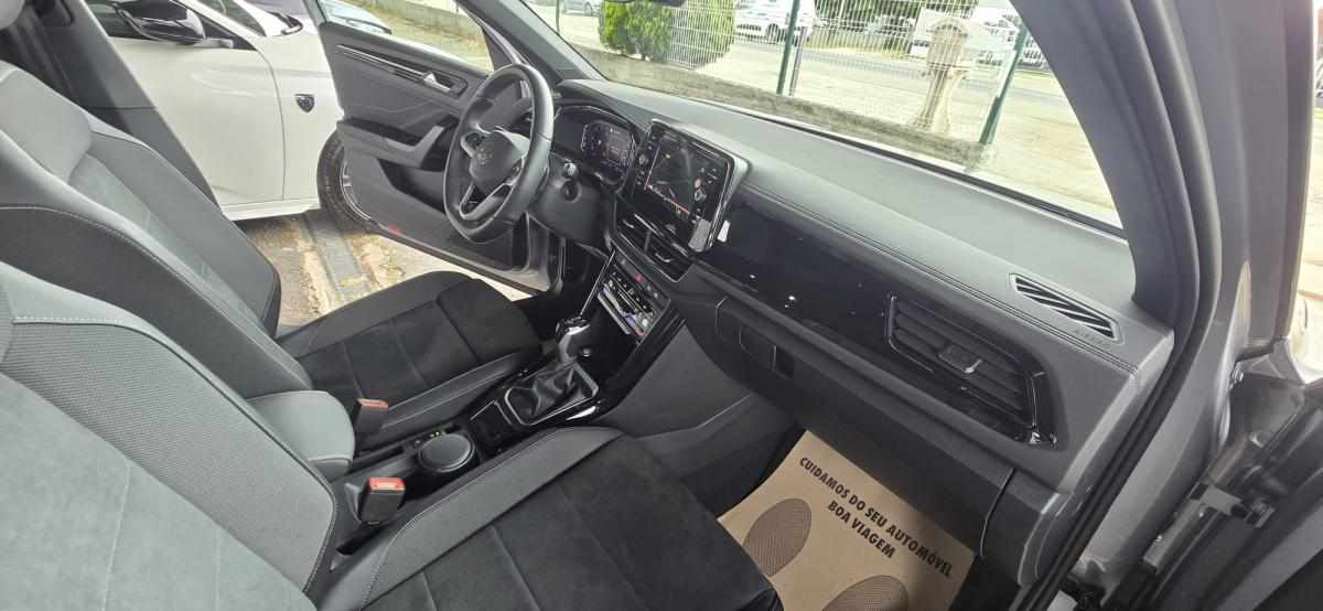 volkswagen-t-roc-2-0-tdi-2025-diesel-1968cc