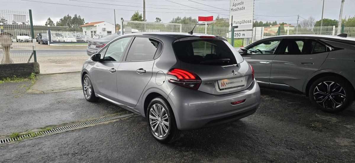peugeot-208-1-5-bluehdi-2019-diesel-1499cc