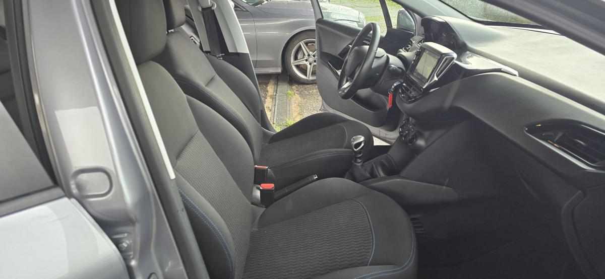 peugeot-208-1-5-bluehdi-2019-diesel-1499cc