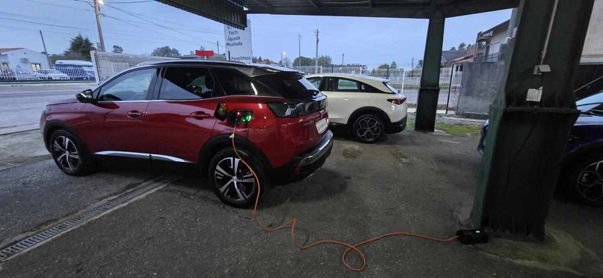 peugeot-3008-1-6-gt-hybrid-11-8-kwh-2021-gasolina-1598cc