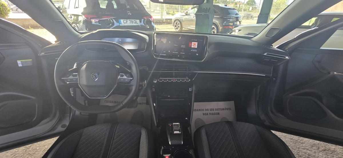 peugeot-2008-1-2-puretech-2025-gasolina-1199cc
