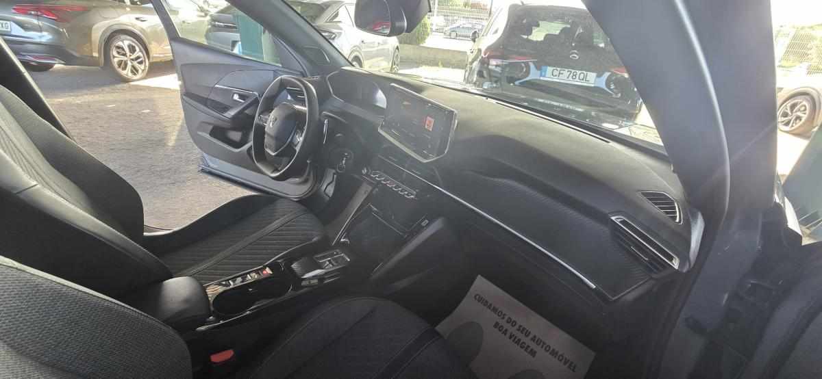peugeot-2008-1-2-puretech-2025-gasolina-1199cc