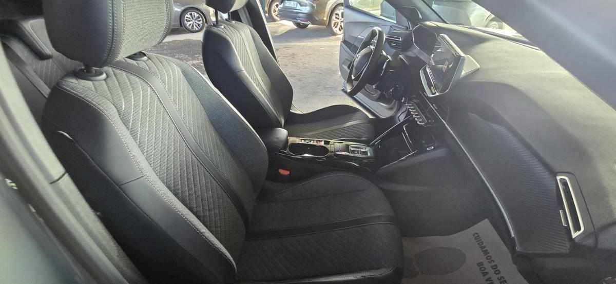 peugeot-2008-1-2-puretech-2025-gasolina-1199cc