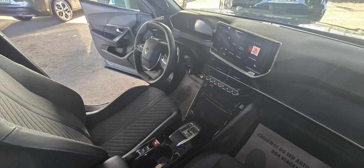 peugeot-2008-1-2-puretech-2025-gasolina-1199cc