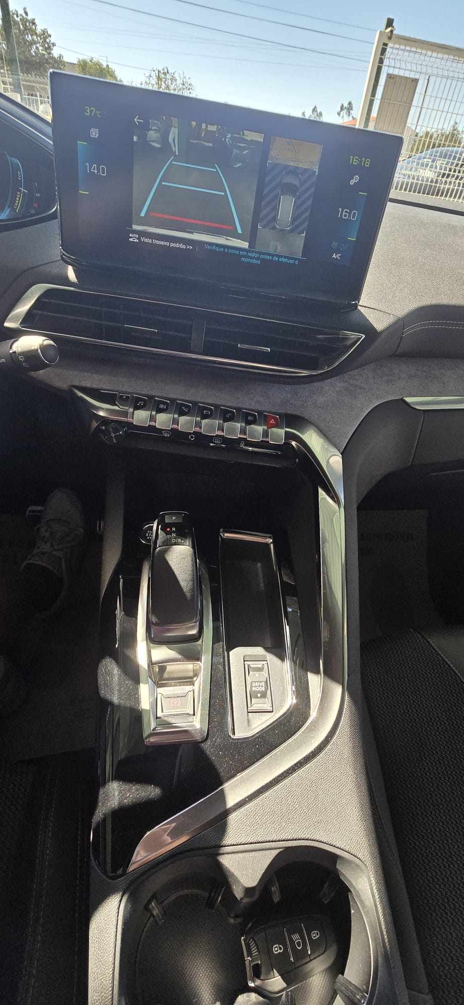 peugeot-3008-1-6-hybrid-11-8-kwh-2022-gasolina-1598cc