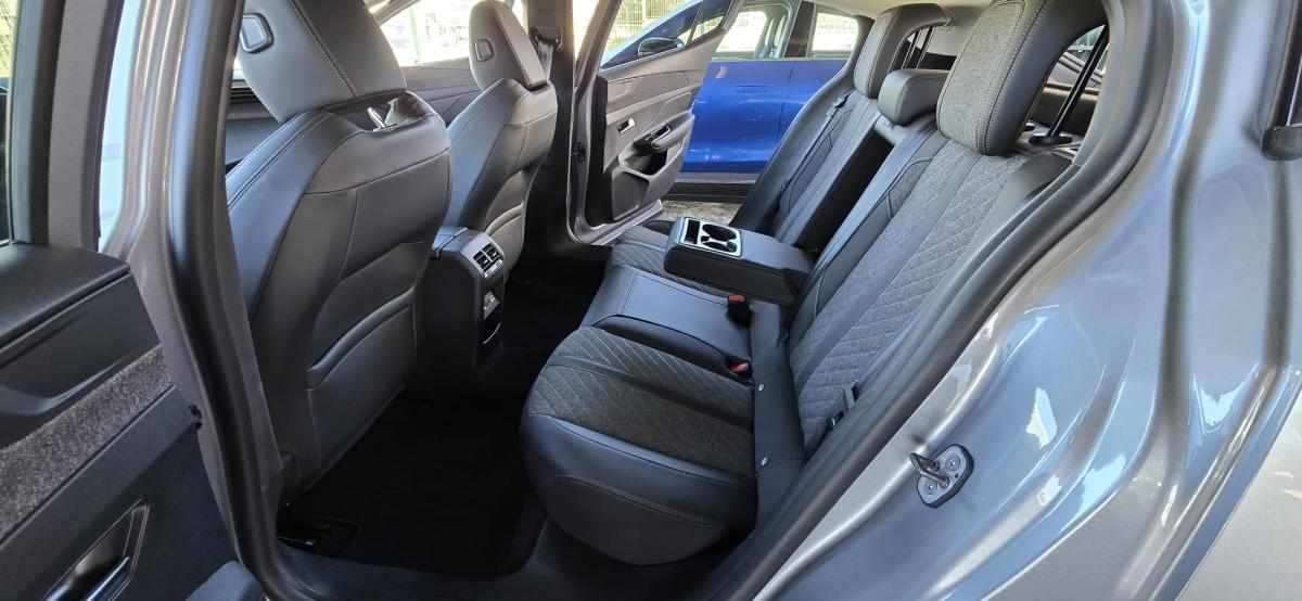 peugeot-408-1-2-puretech-2023-gasolina-1199cc