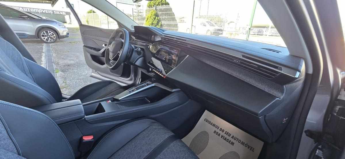 peugeot-408-1-2-puretech-2023-gasolina-1199cc