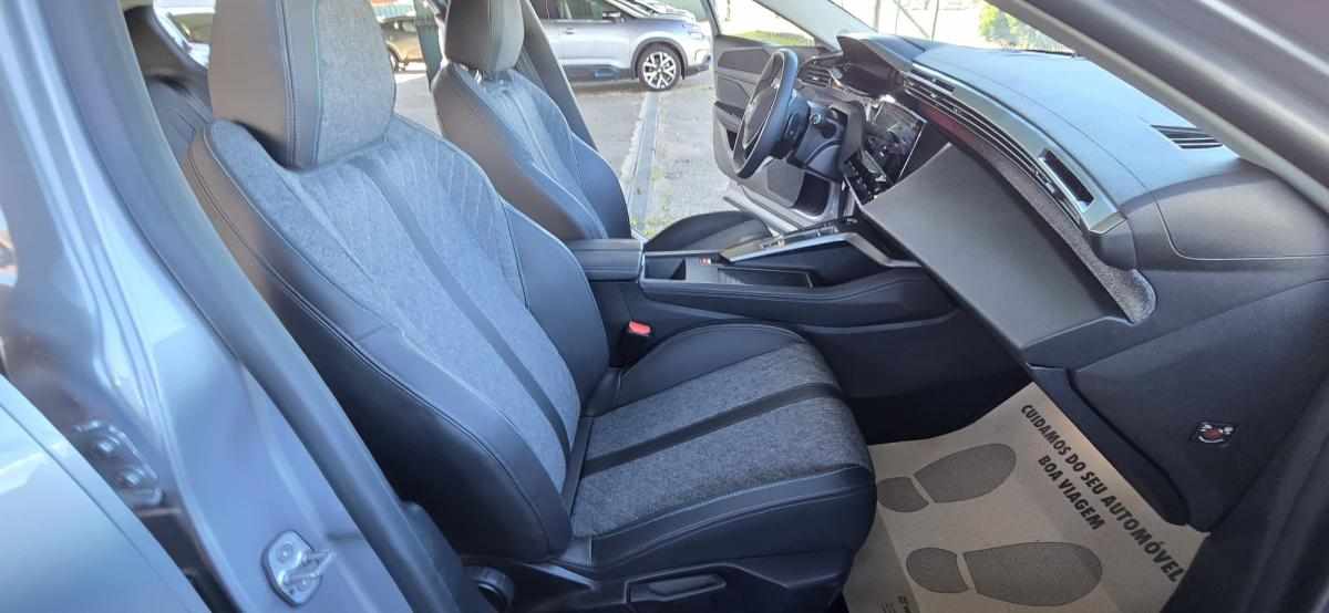 peugeot-408-1-2-puretech-2023-gasolina-1199cc