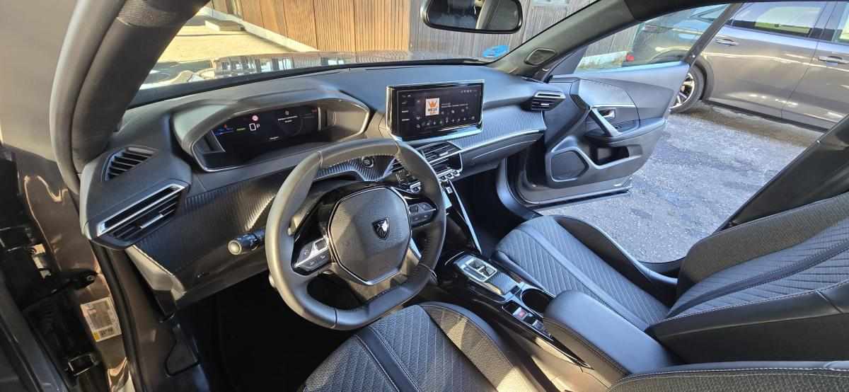 peugeot-e-2008-156-2025-eletrico