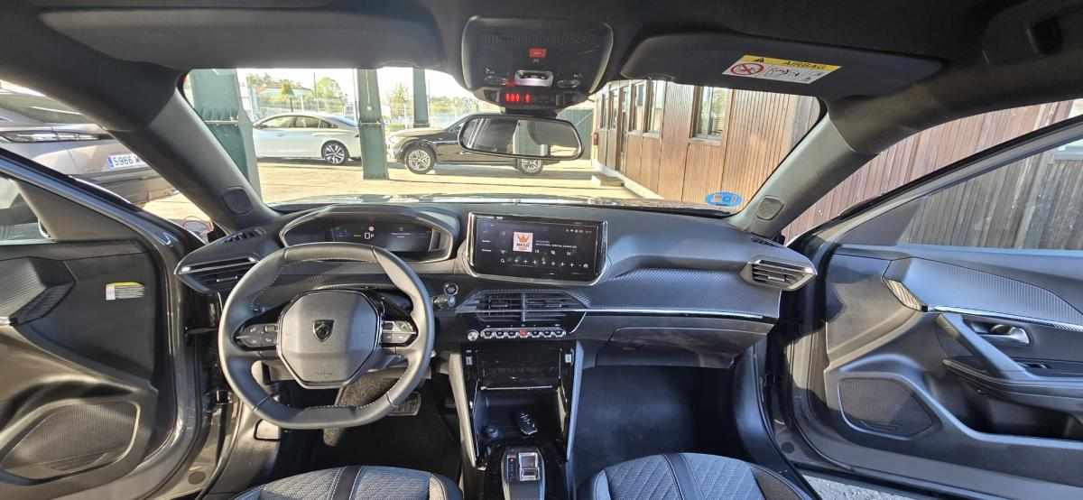 peugeot-e-2008-156-2025-eletrico