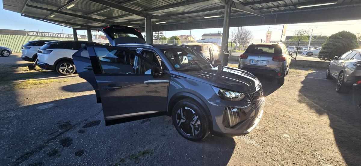 peugeot-e-2008-156-2025-eletrico